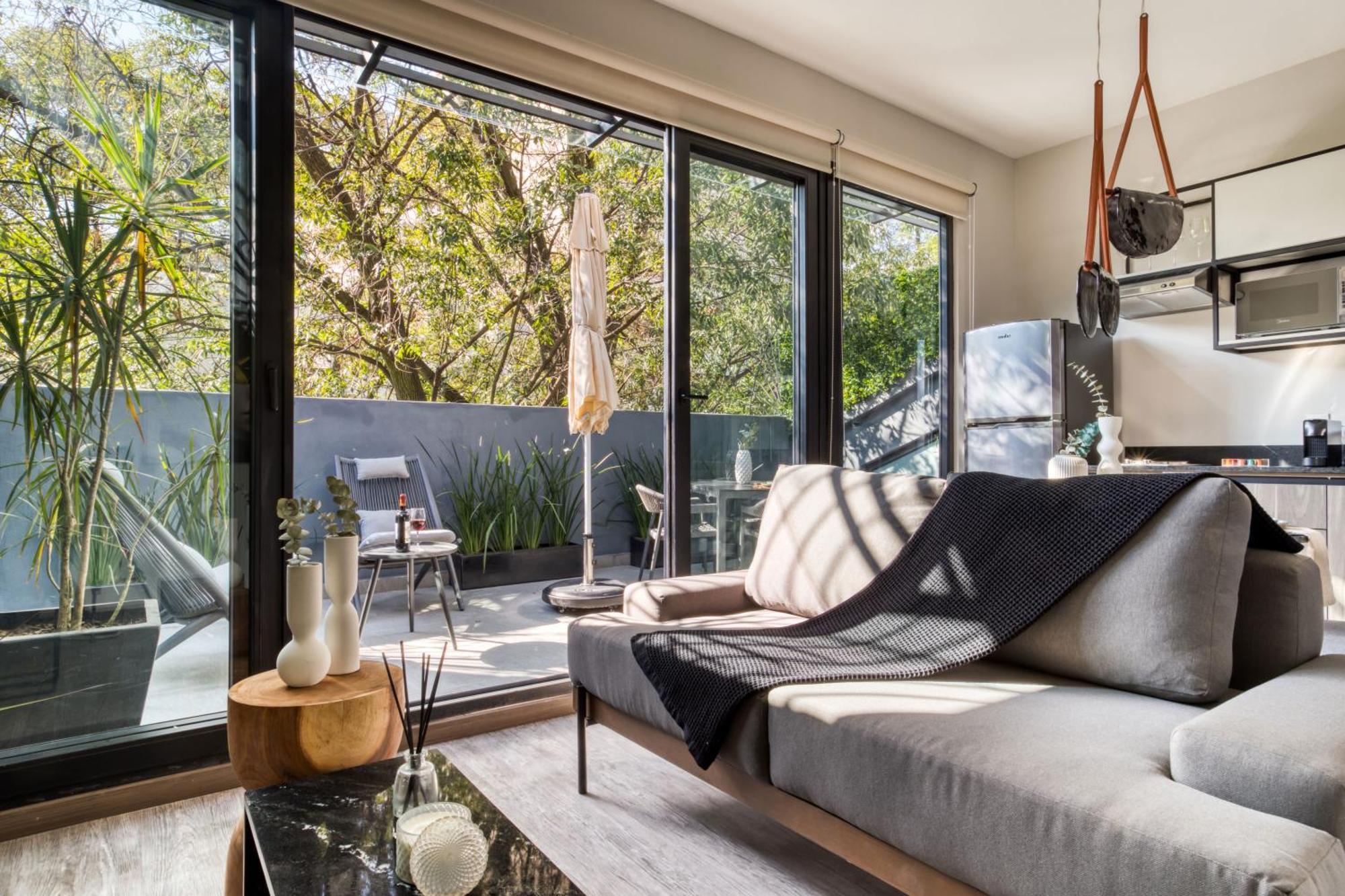 Jr.Penthouse with a Private Terrace